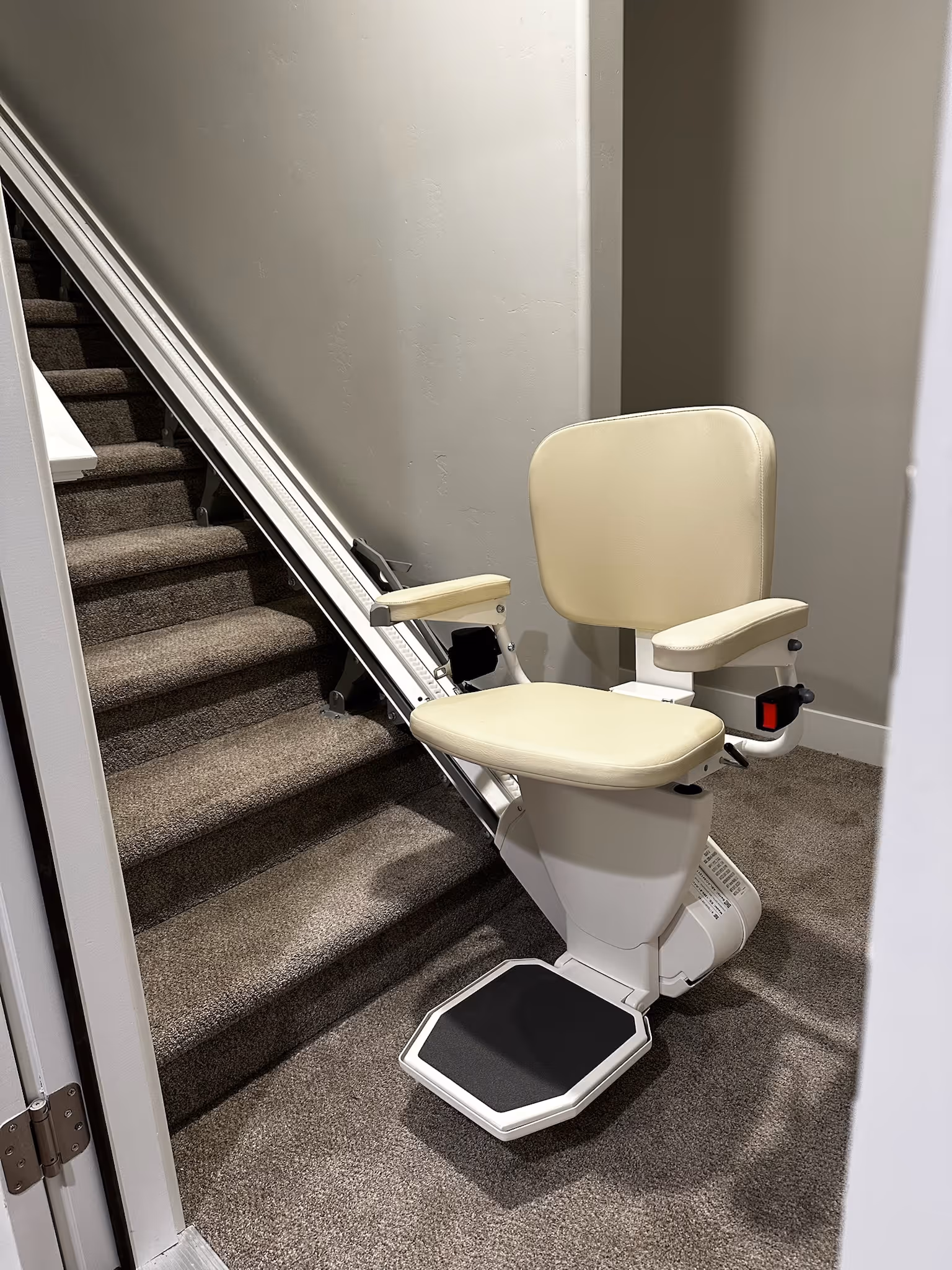 Straight Stairlift with Folding Rail